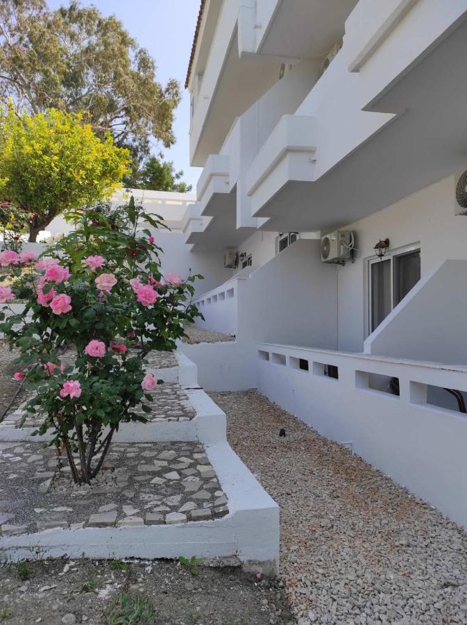 Arocaria - Faliraki Peaceful Apartments Eksteriør billede